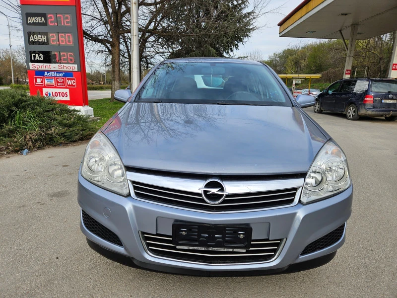 Opel Astra 1.7, 101к.с., Facelift, снимка 2 - Автомобили и джипове - 44961521