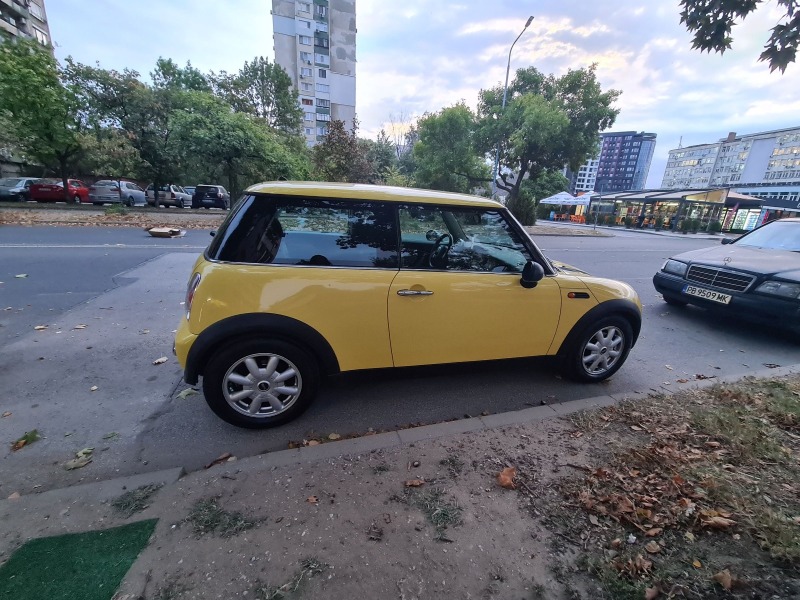 Mini One, снимка 6 - Автомобили и джипове - 46466362