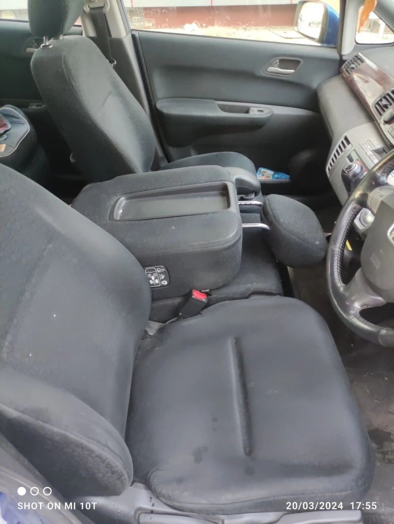 Honda Fr-v ICDTI, снимка 5 - Автомобили и джипове - 47411511