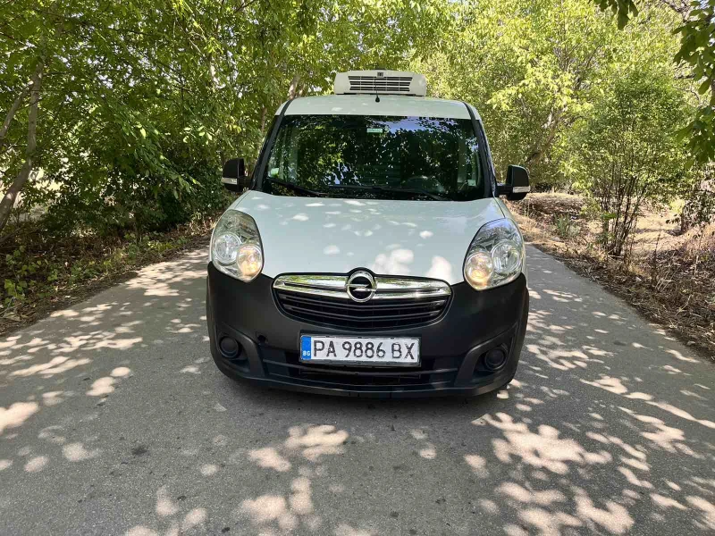 Opel Combo 1.4, снимка 2 - Автомобили и джипове - 47407443