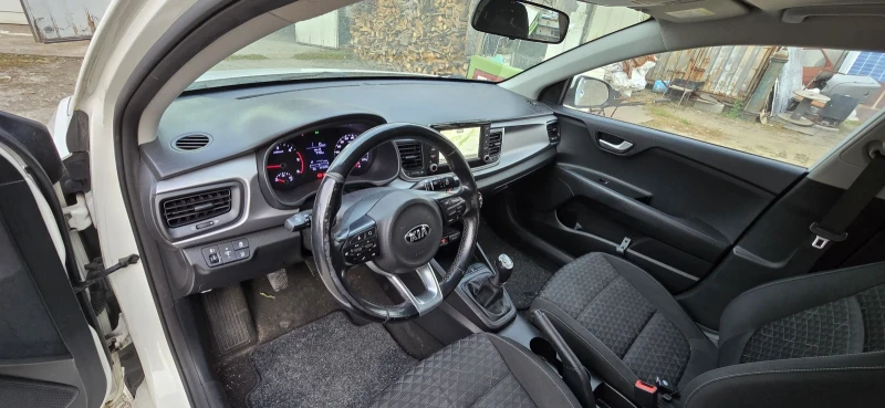 Kia Rio 1.4 crdi, снимка 8 - Автомобили и джипове - 47764354