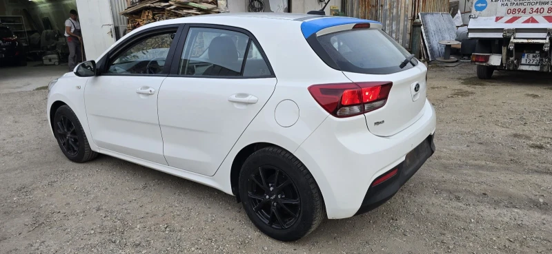 Kia Rio 1.4 crdi, снимка 4 - Автомобили и джипове - 47764354