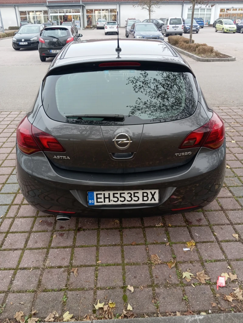 Opel Astra, снимка 4 - Автомобили и джипове - 48277700