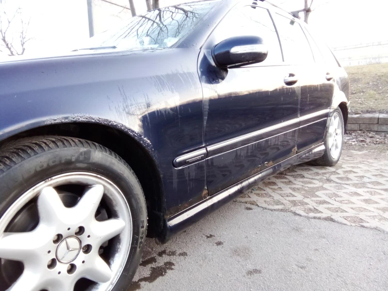 Mercedes-Benz C 320, снимка 6 - Автомобили и джипове - 49029235