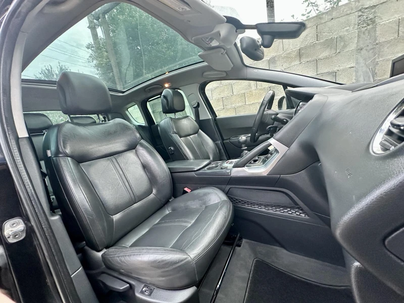 Peugeot 3008 1.6 HDi Feline, Панорама, Кожа с Подгрев, Лизинг, снимка 15 - Автомобили и джипове - 50827667