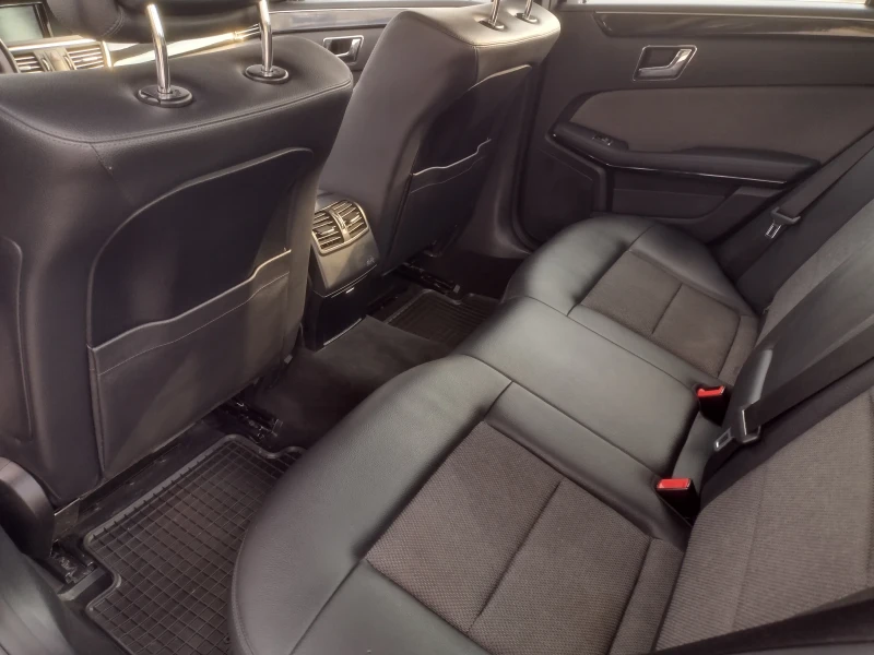 Mercedes-Benz E 350 CDI 4 MATIC , снимка 7 - Автомобили и джипове - 52566210