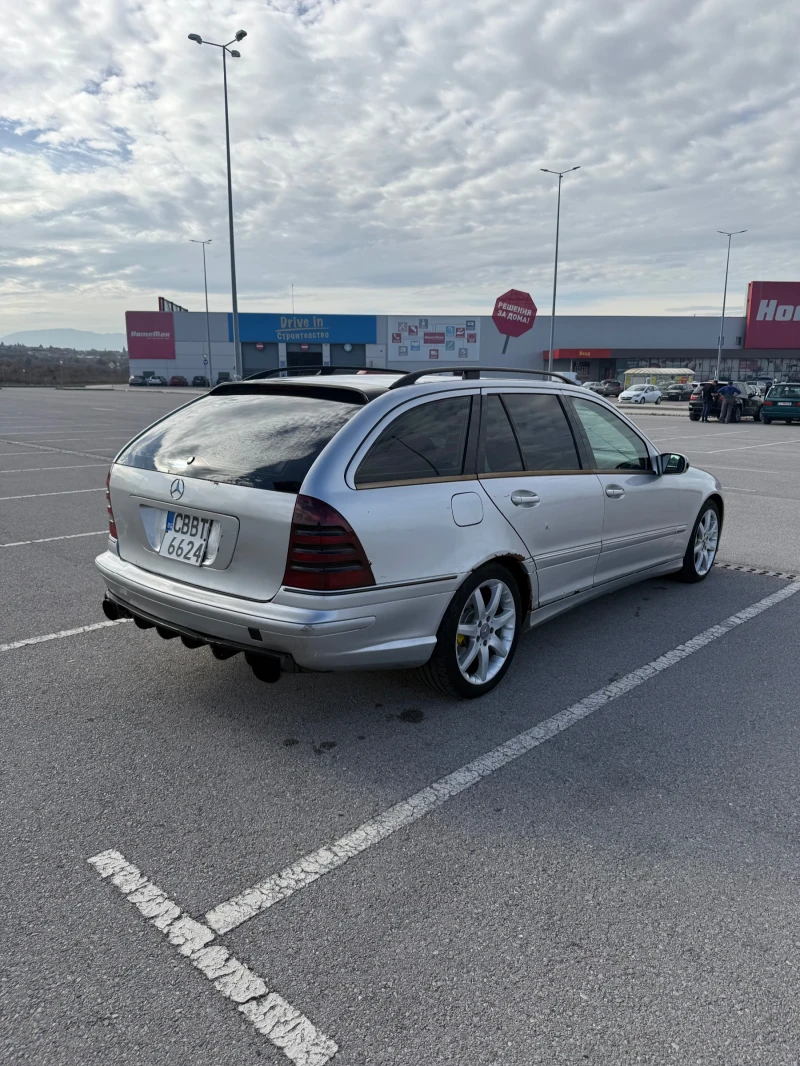 Mercedes-Benz C 220, снимка 3 - Автомобили и джипове - 52282846