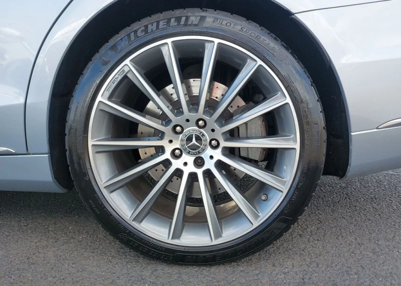 Mercedes-Benz S 560 4Matic, снимка 4 - Автомобили и джипове - 52635918