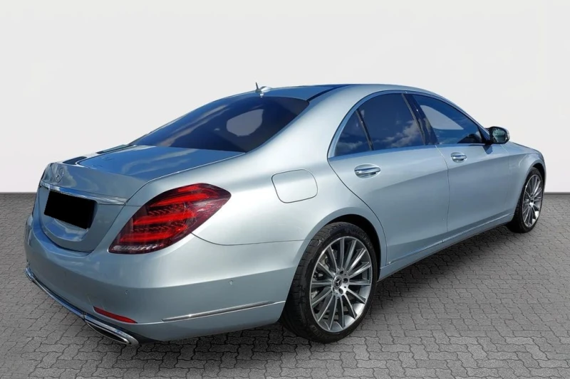 Mercedes-Benz S 560 4Matic, снимка 3 - Автомобили и джипове - 52635918