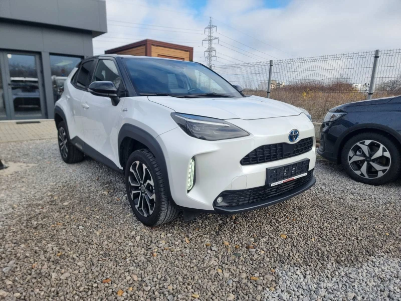 Toyota Yaris Cross 1.5 HYBRID КАМЕРА Bi-LED, снимка 4 - Автомобили и джипове - 52790610