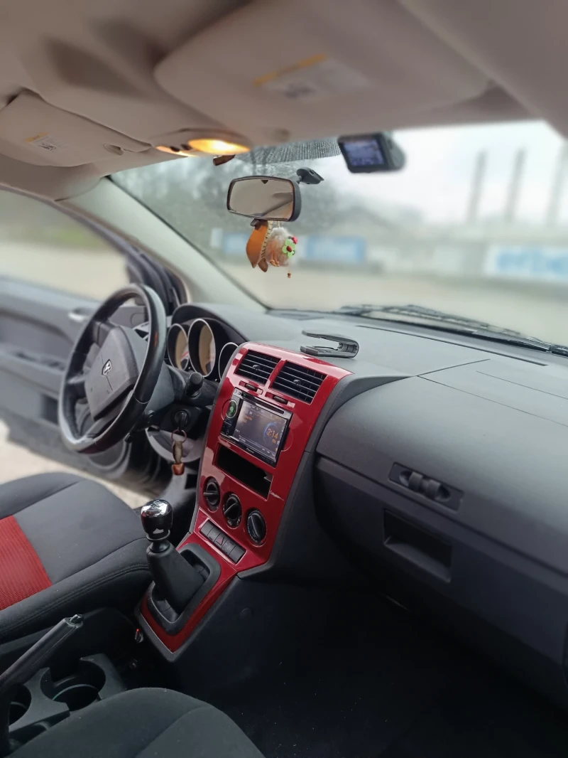 Dodge Caliber, снимка 11 - Автомобили и джипове - 52923258