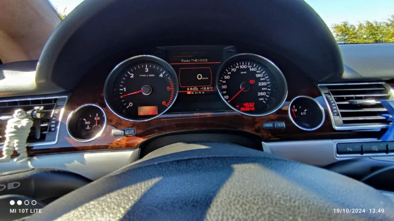 Audi A8 4.2 TDI, снимка 8 - Автомобили и джипове - 53191028