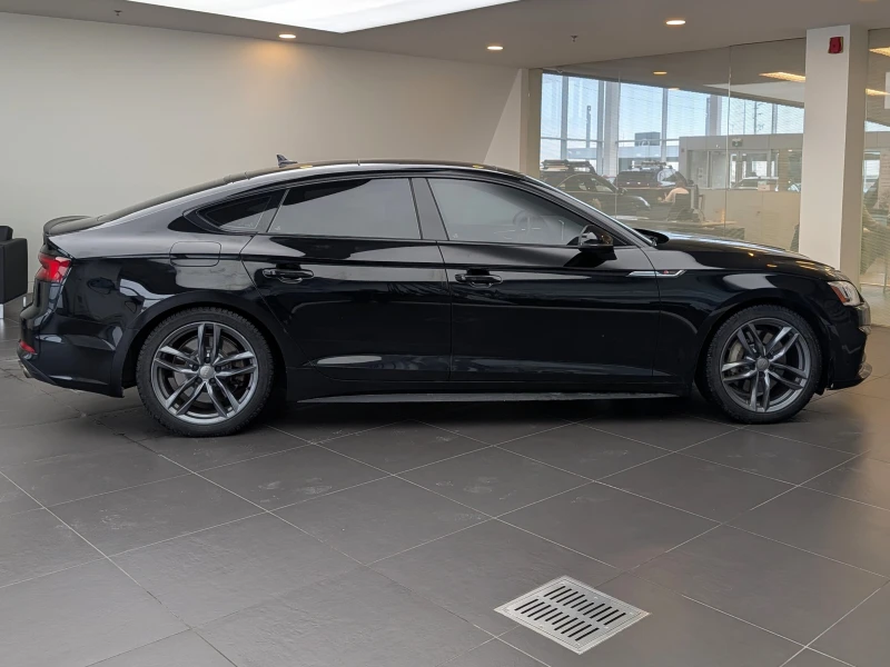 Audi A5 Technik | S Line Black CARFAX АВТО КРЕДИТ , снимка 3 - Автомобили и джипове - 53257888