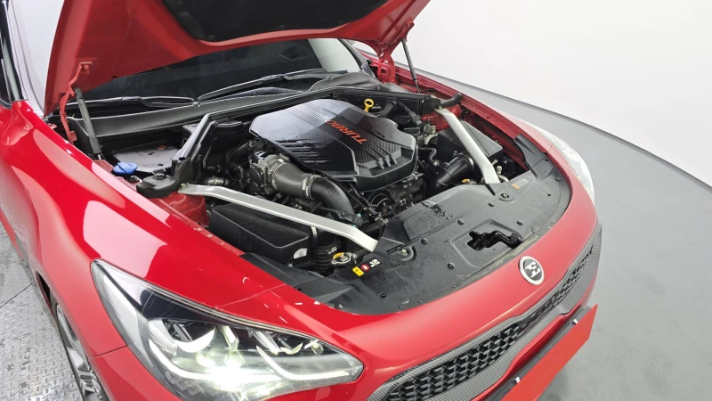 Kia Stinger 3.3 TURBO 4x4 GT / Пълна сервизна история !!!, снимка 17 - Автомобили и джипове - 53477237
