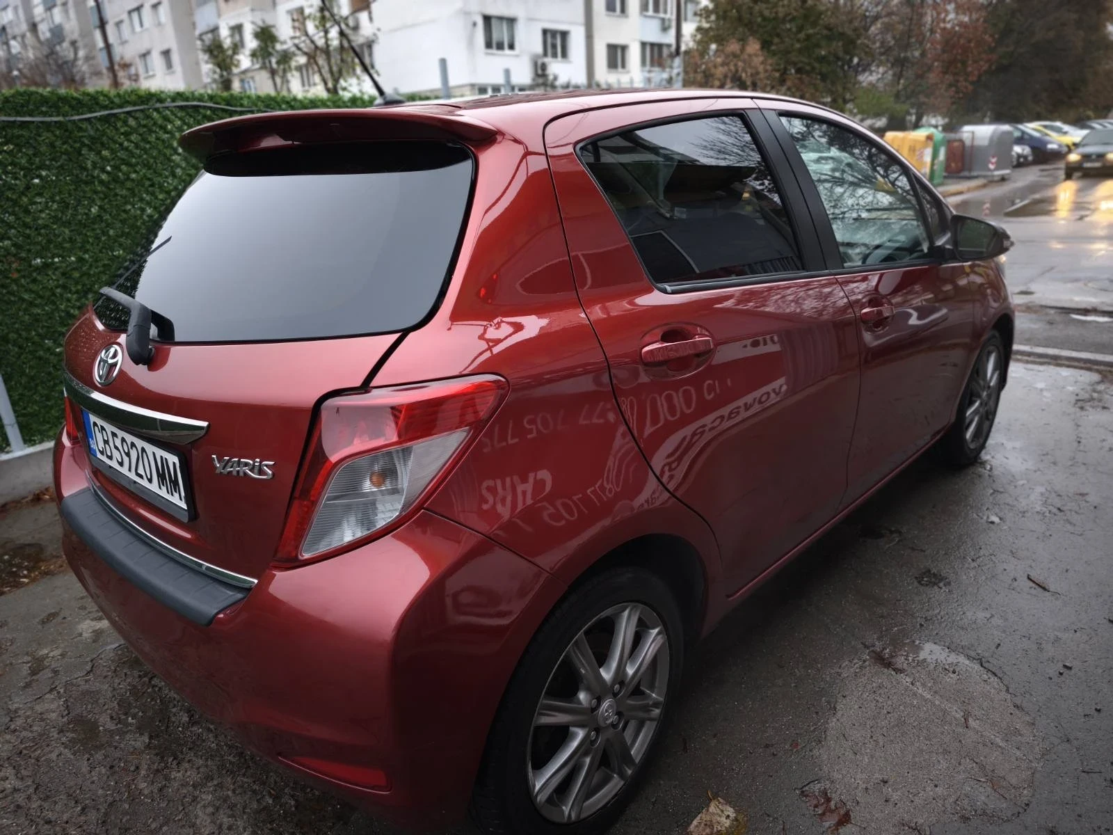 Toyota Yaris 1.33i-100к.с* Евро-5* Навигация* Регистрирана*  - изображение 4