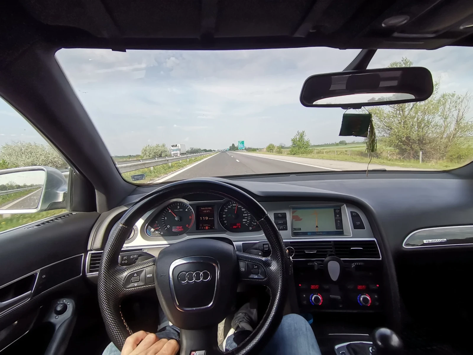 Audi A6 233к.с Камера/Подгрев/Памет/Ел.Седалки/Амбиентно - изображение 10
