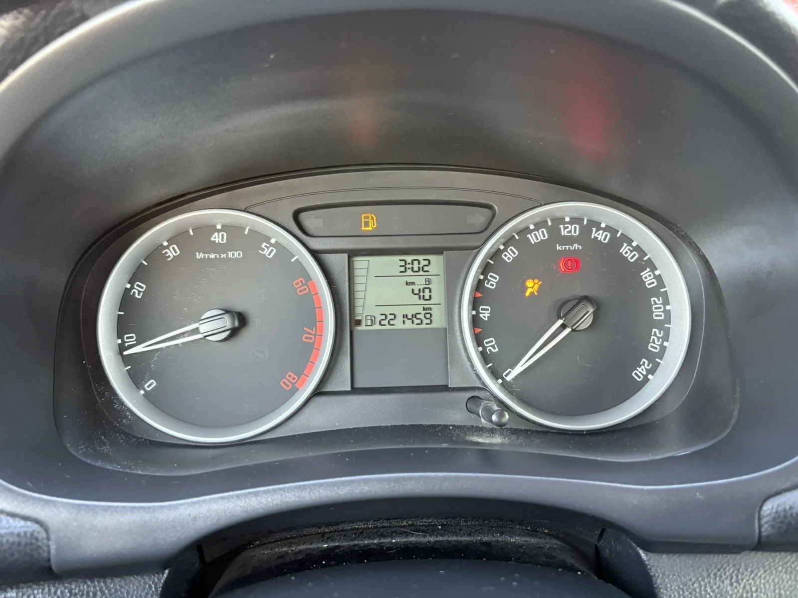 Skoda Roomster 1.4I Климатик  - изображение 8
