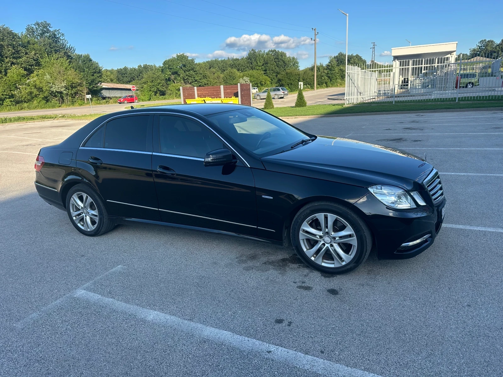 Mercedes-Benz E 350 CDI 4 MATIC , снимка 8 - Автомобили и джипове - 54733149