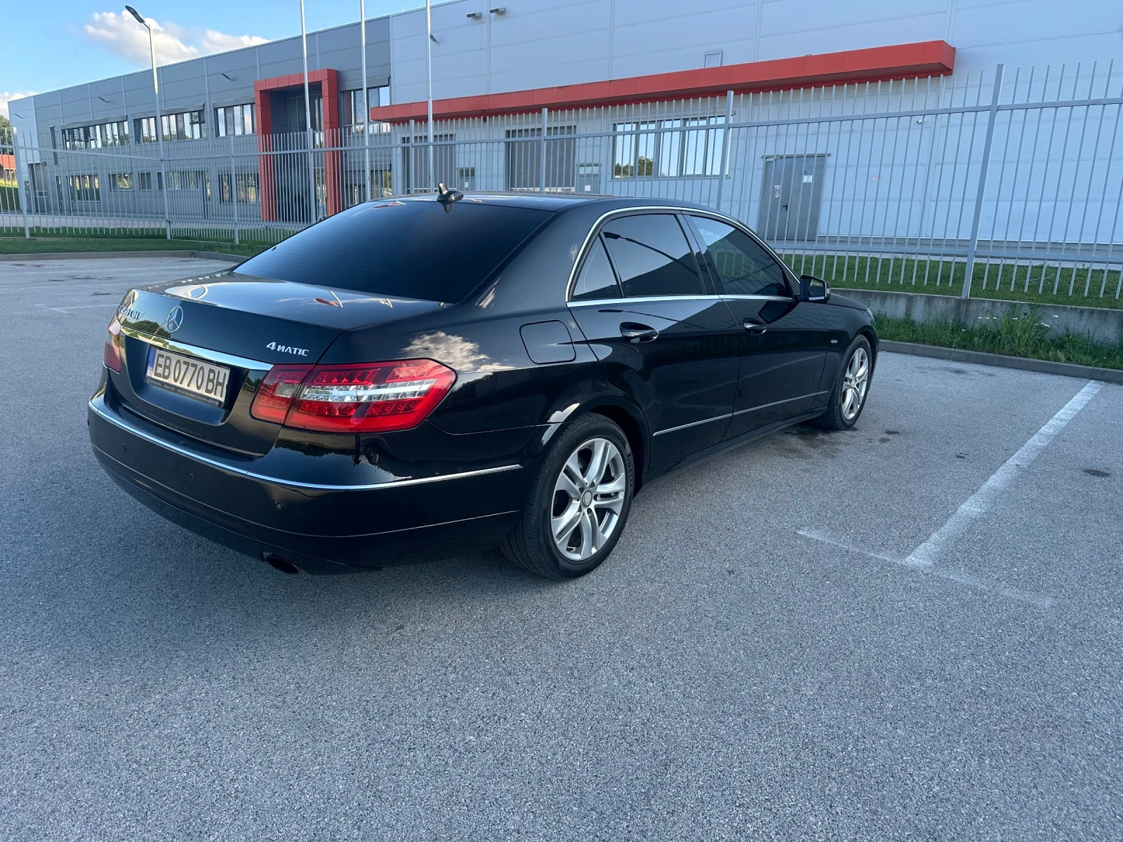 Mercedes-Benz E 350 CDI 4 MATIC , снимка 13 - Автомобили и джипове - 54733149