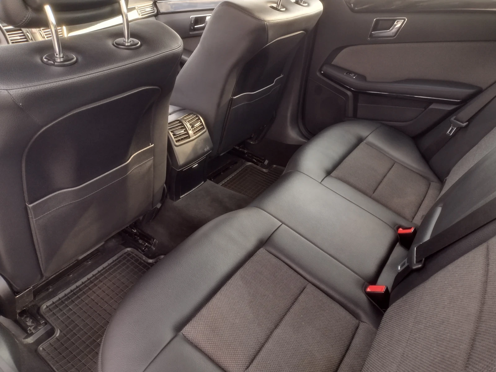 Mercedes-Benz E 350 CDI 4 MATIC  - изображение 6