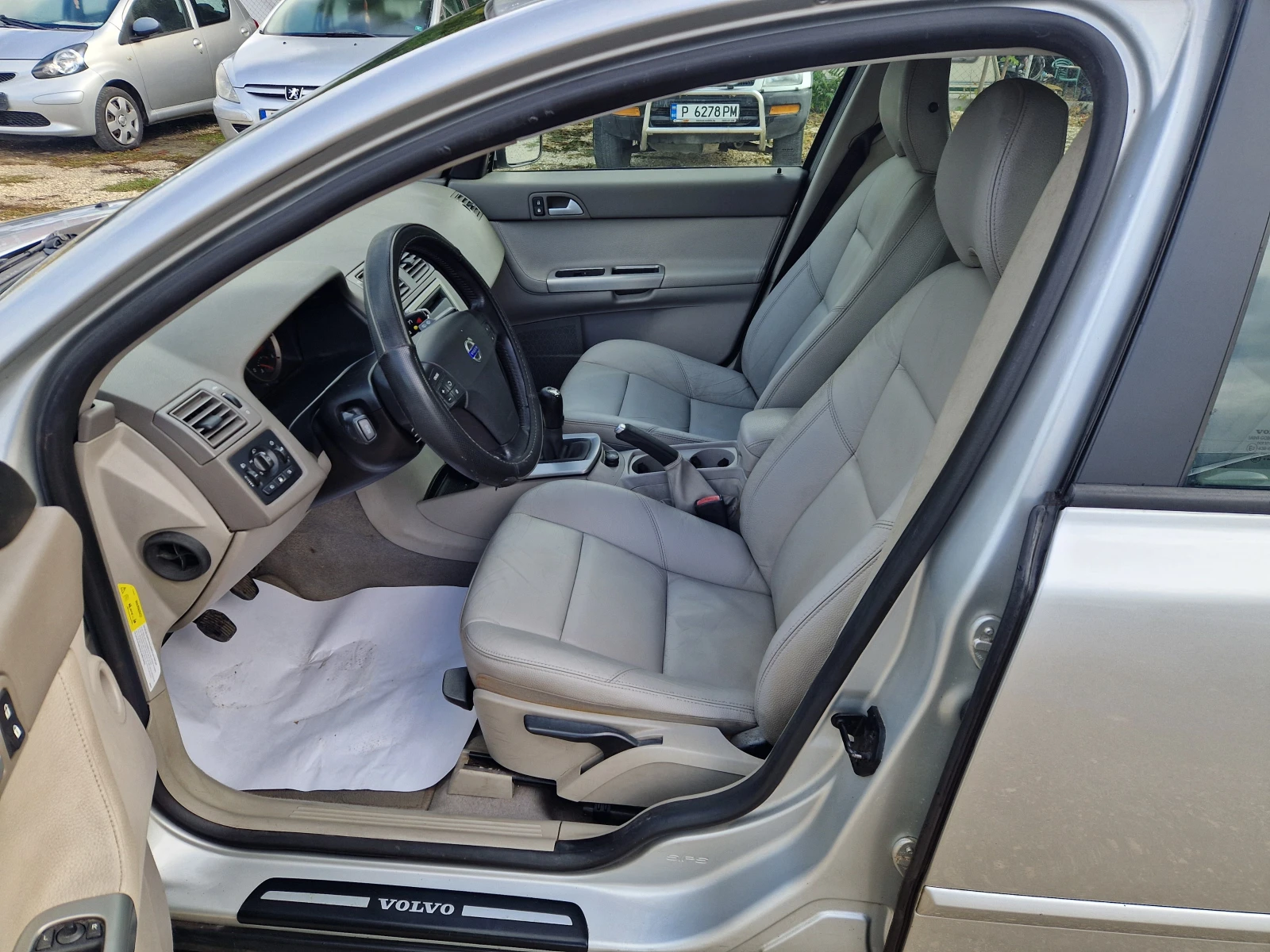Volvo V50 2.0D/6СК/КОЖА - изображение 9