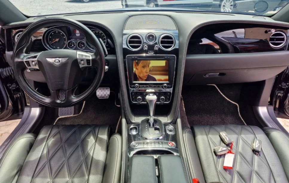 Bentley Flying Spur 4.0 V8 4WD - изображение 10