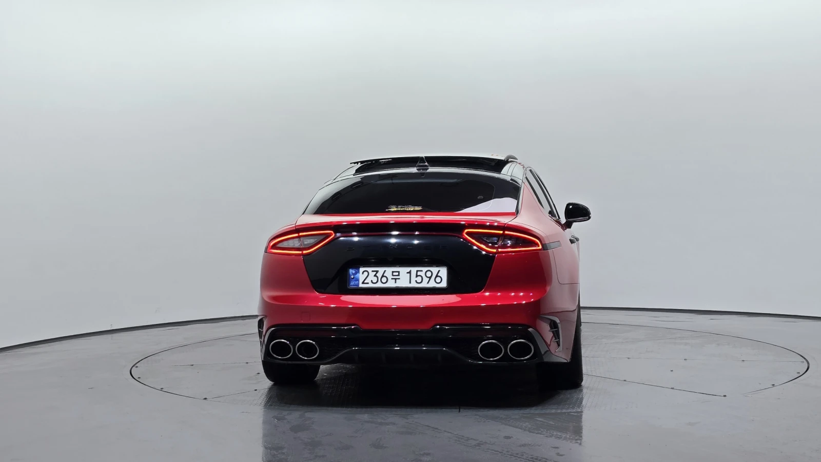 Kia Stinger 3.3 TURBO 4x4 GT / Пълна сервизна история !!! - изображение 4