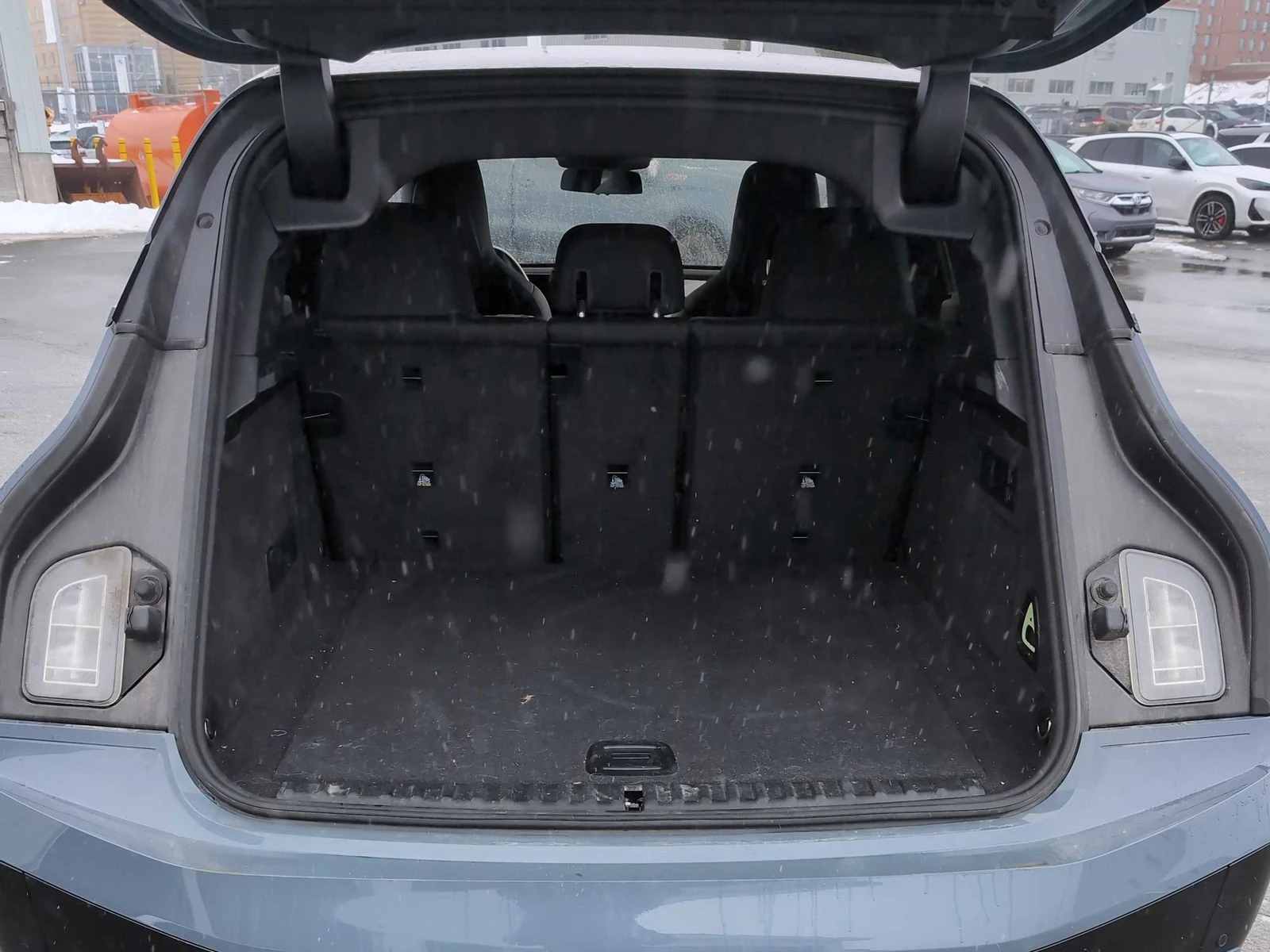 BMW iX xDrive40 АВТО КРЕДИТ, снимка 7 - Автомобили и джипове - 54024560