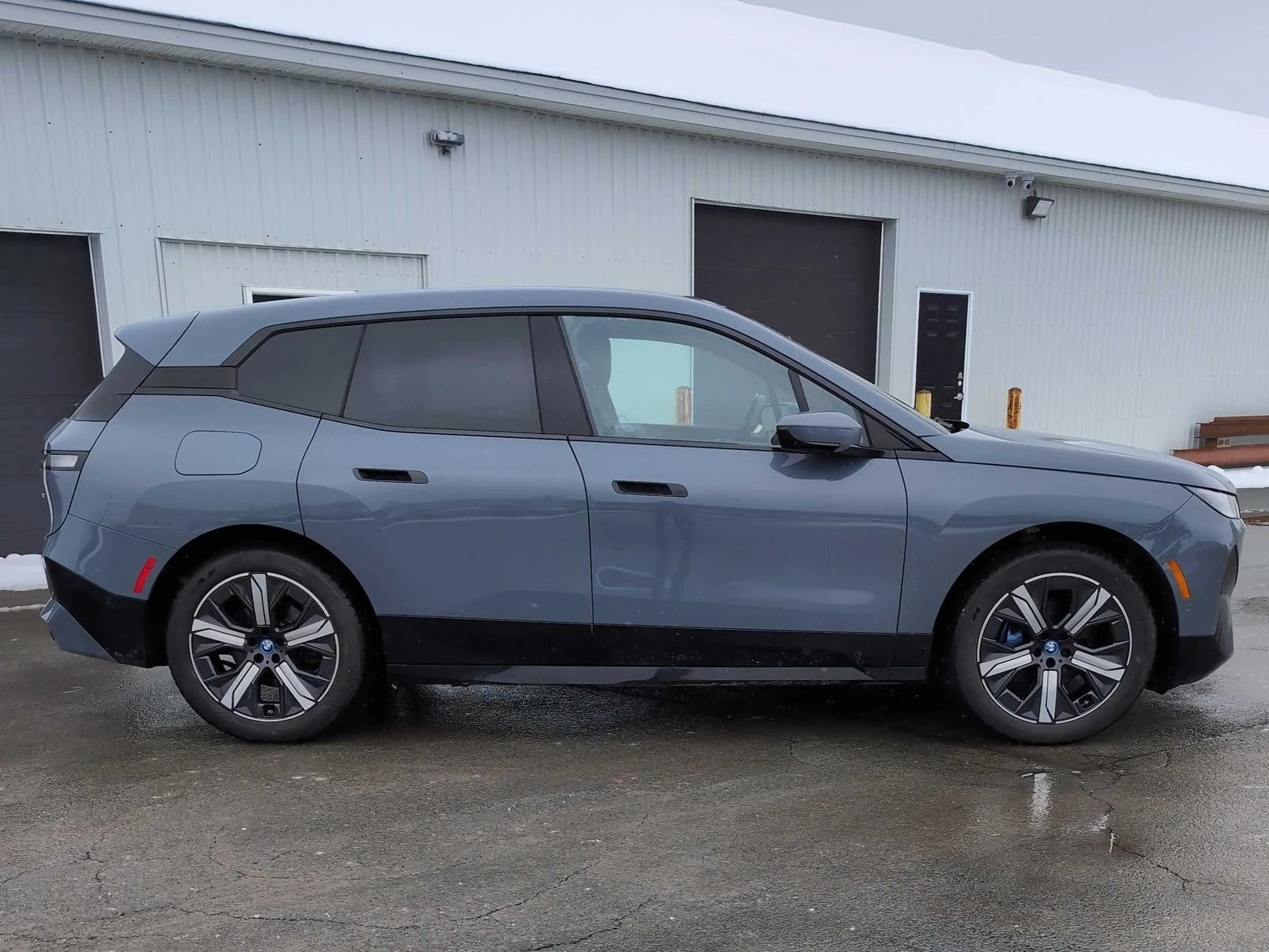 BMW iX xDrive40 АВТО КРЕДИТ, снимка 5 - Автомобили и джипове - 54024560