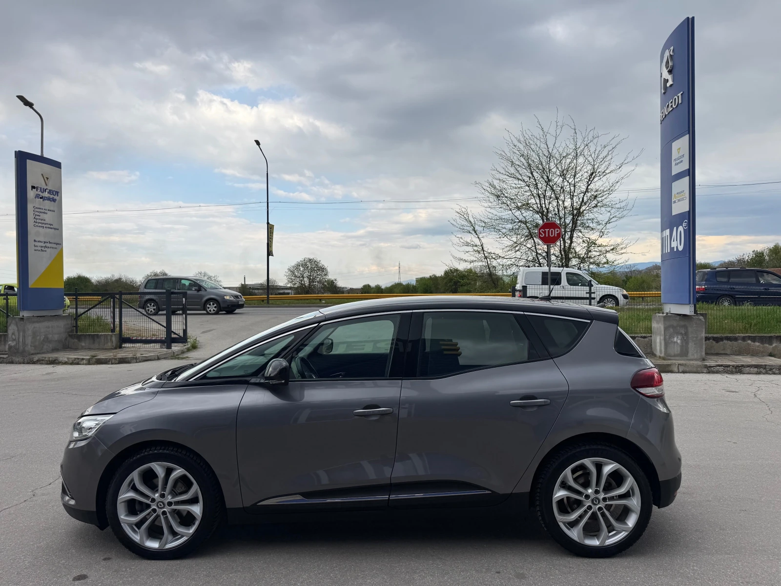 Renault Scenic 1.5 dci 110kc energy edition, снимка 2 - Автомобили и джипове - 54257887