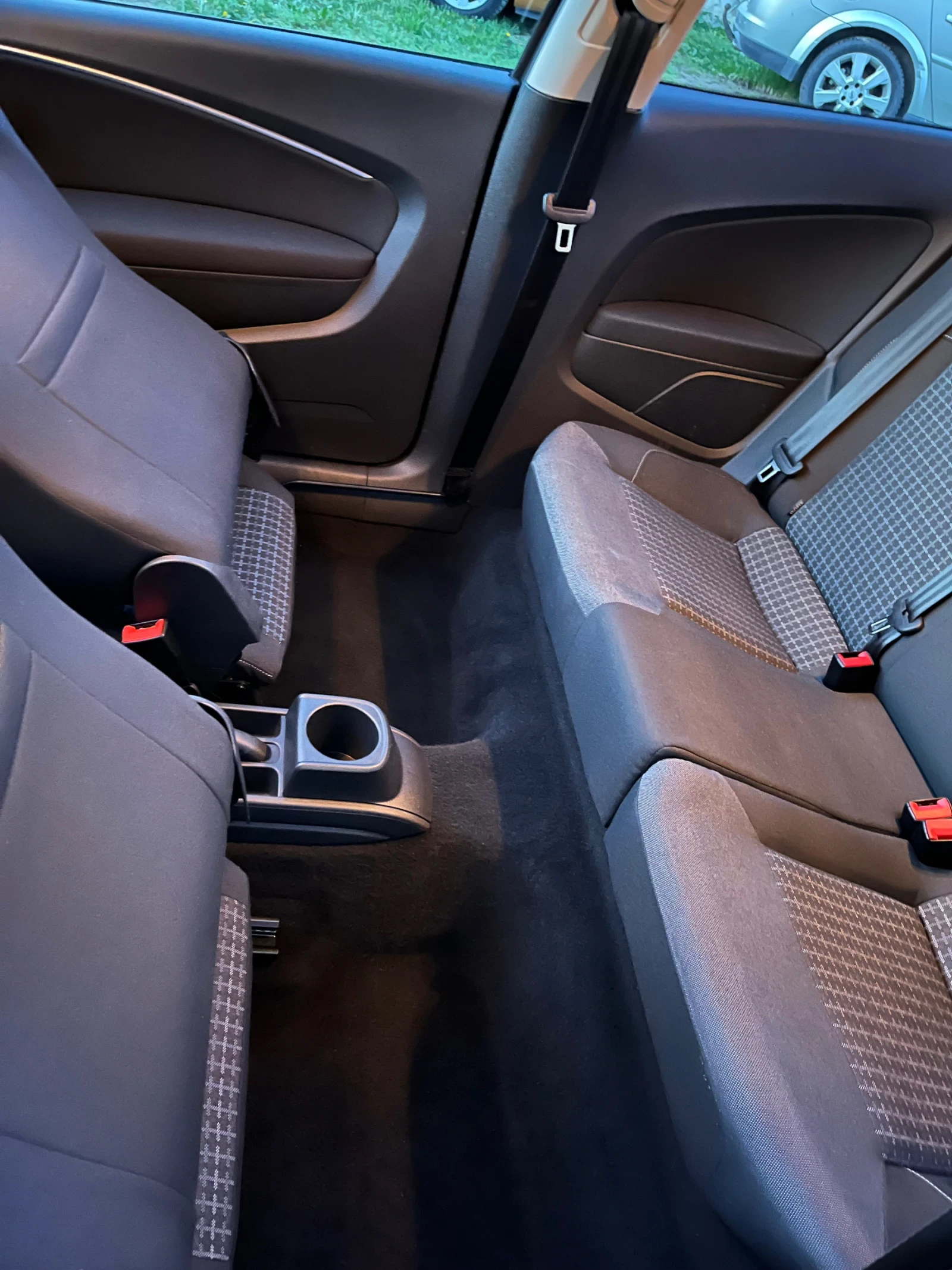 VW Polo, снимка 10 - Автомобили и джипове - 54260281