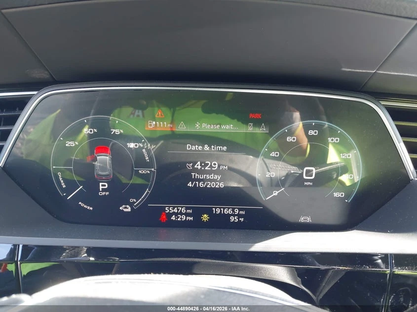 Audi E-Tron Premium Plus, снимка 7 - Автомобили и джипове - 54377582