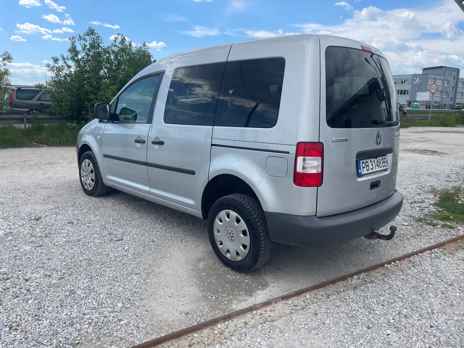VW Caddy, снимка 5 - Автомобили и джипове - 54412055