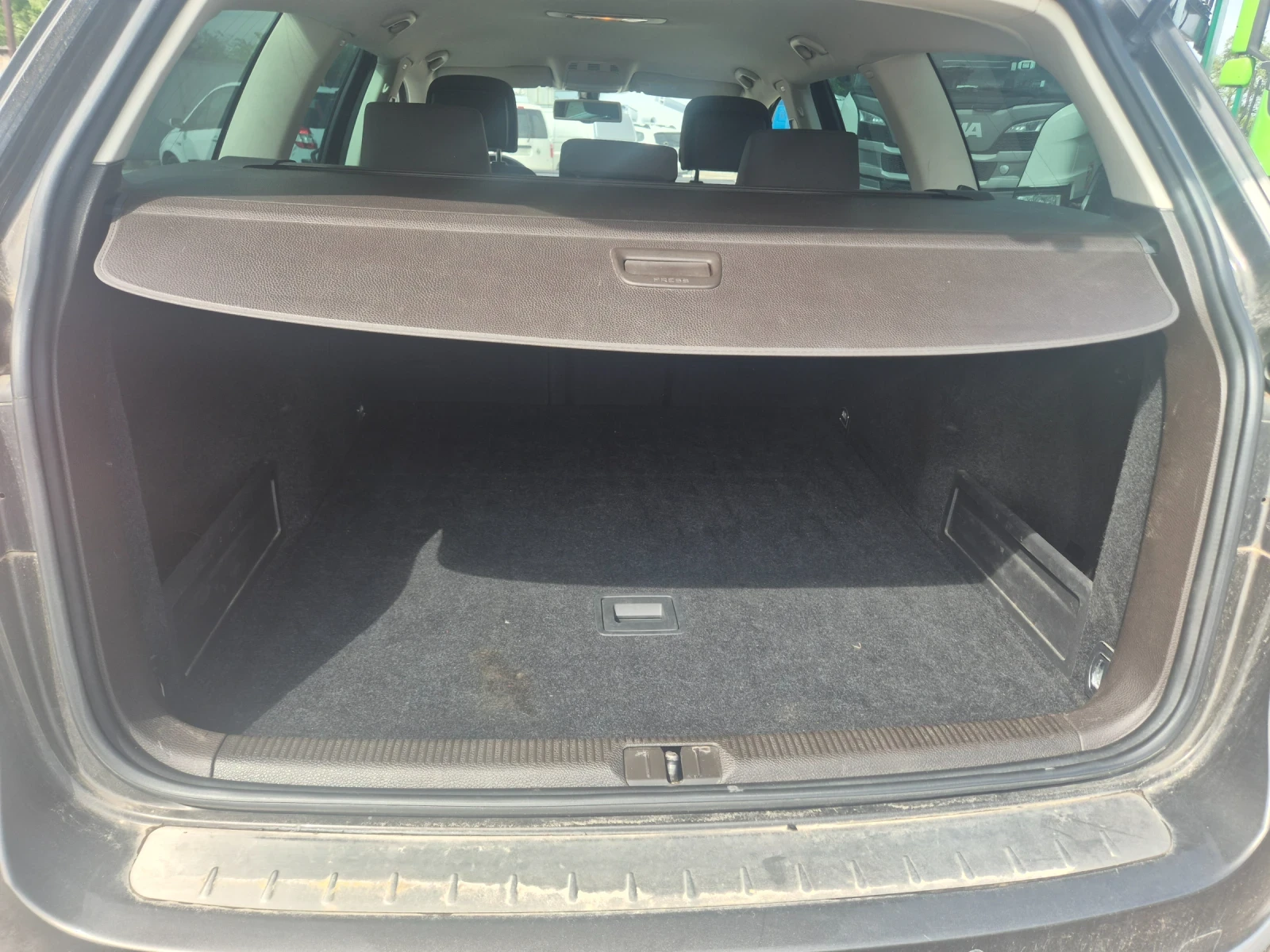 VW Passat 1.4TSI, 150 k.c., МЕТАН, снимка 11 - Автомобили и джипове - 54493825