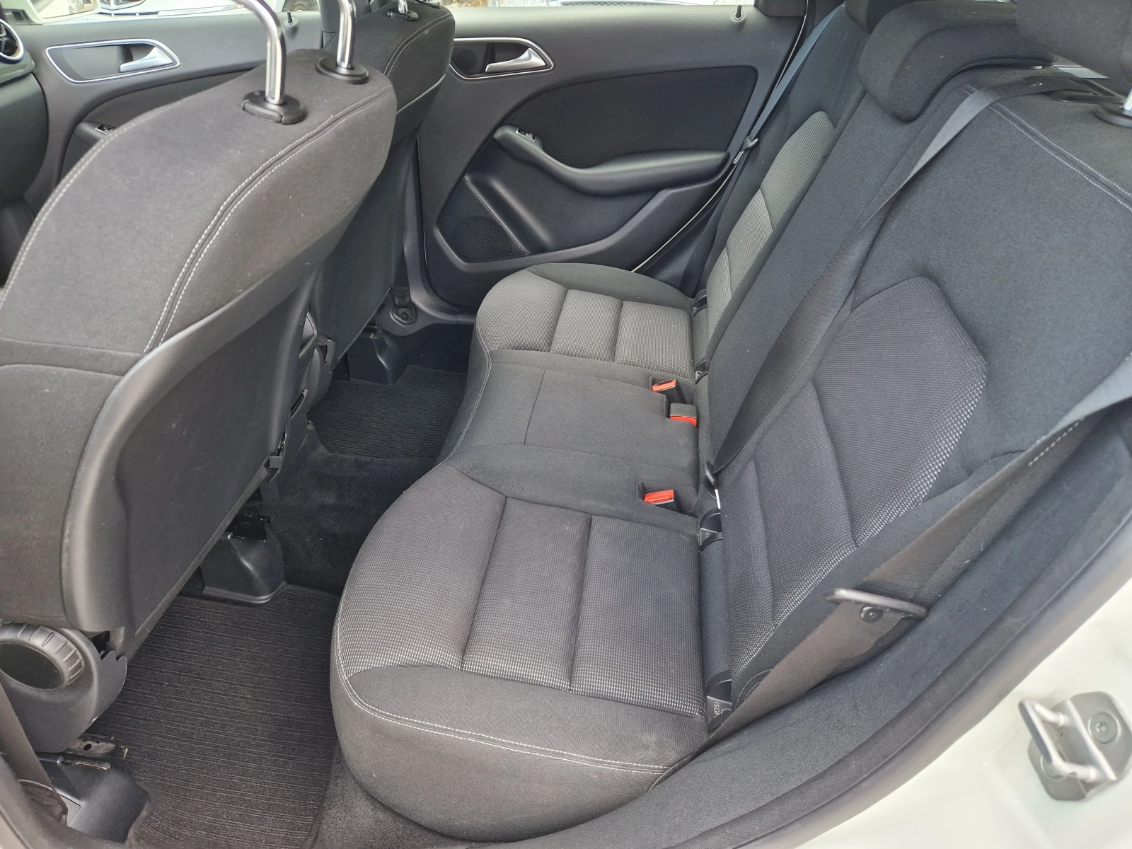 Mercedes-Benz B 180 CDI/6��. | Mobile.bg � ����������� 13