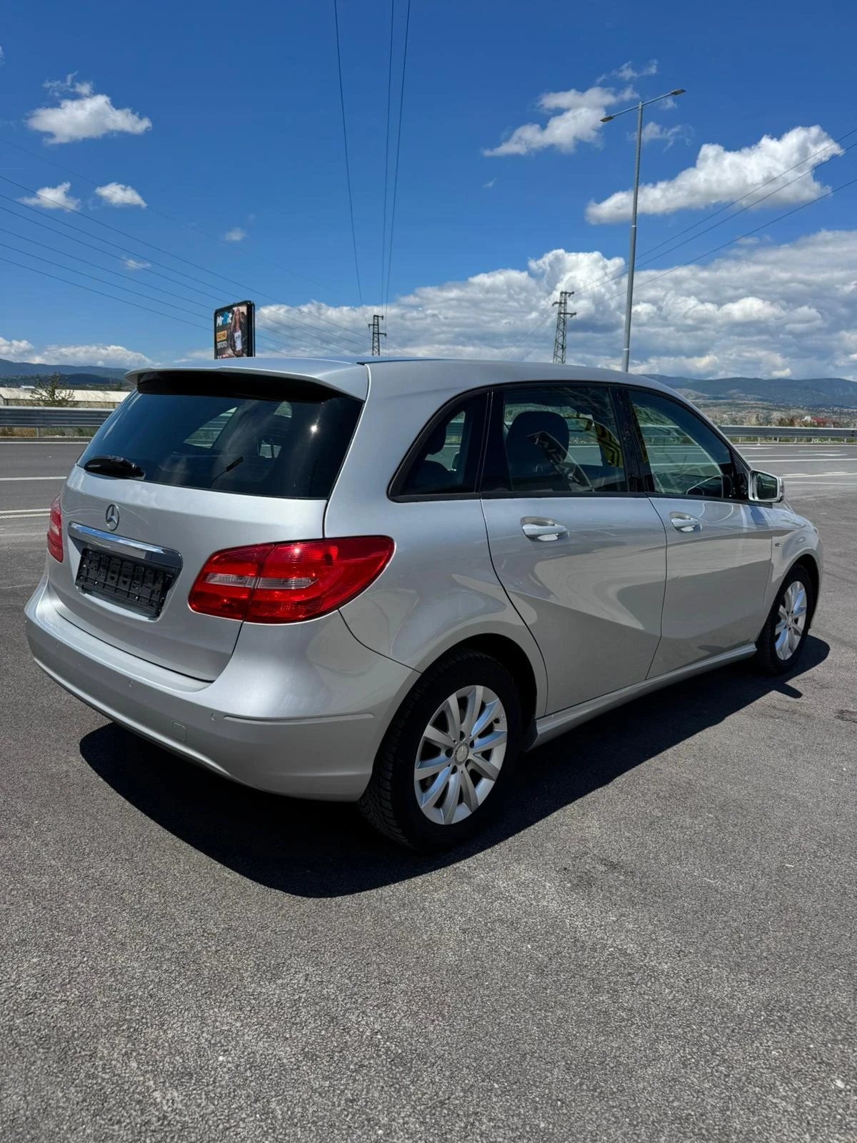 Mercedes-Benz B 180 CDI, снимка 4 - Автомобили и джипове - 54899040