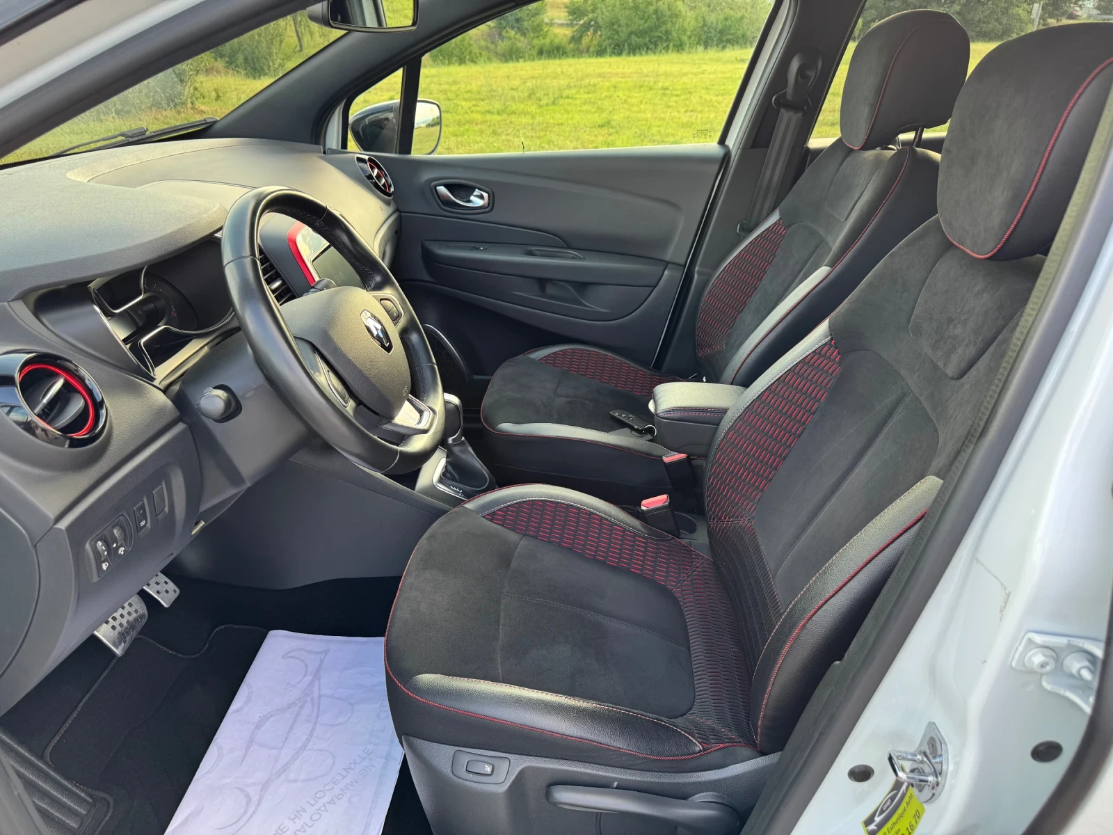 Renault Captur 1.3 Turbo Red Edition Top, снимка 16 - Автомобили и джипове - 55003388