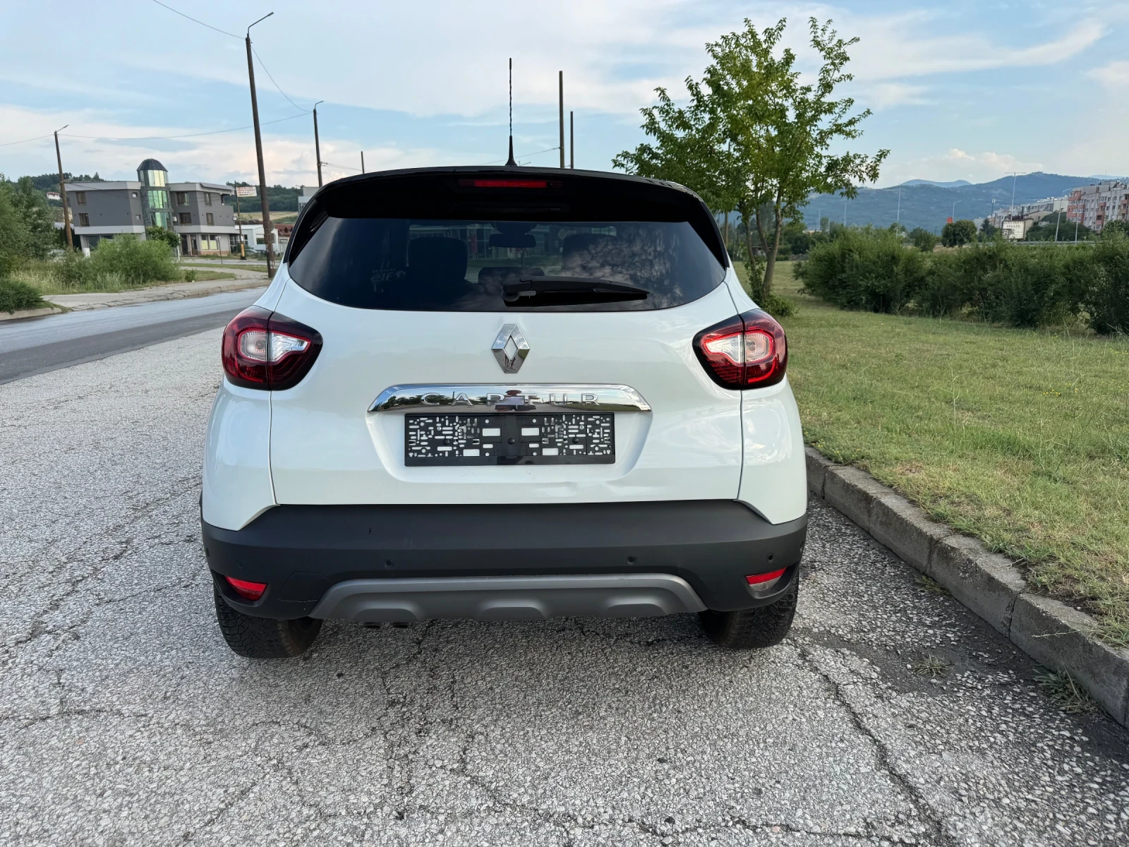 Renault Captur 1.3 Turbo Red Edition Top, снимка 4 - Автомобили и джипове - 55003388