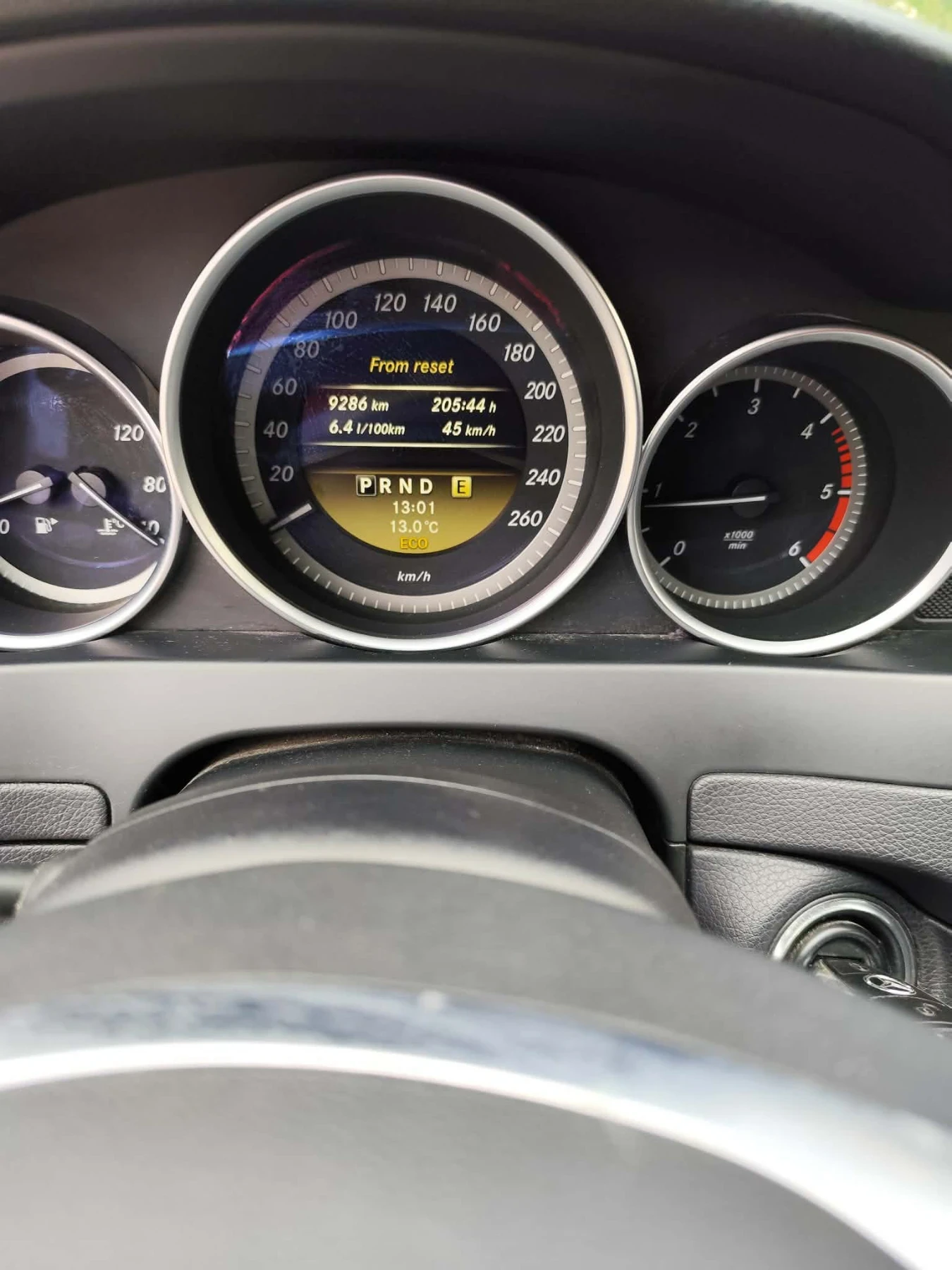 Mercedes-Benz C 220, снимка 8 - Автомобили и джипове - 55678843