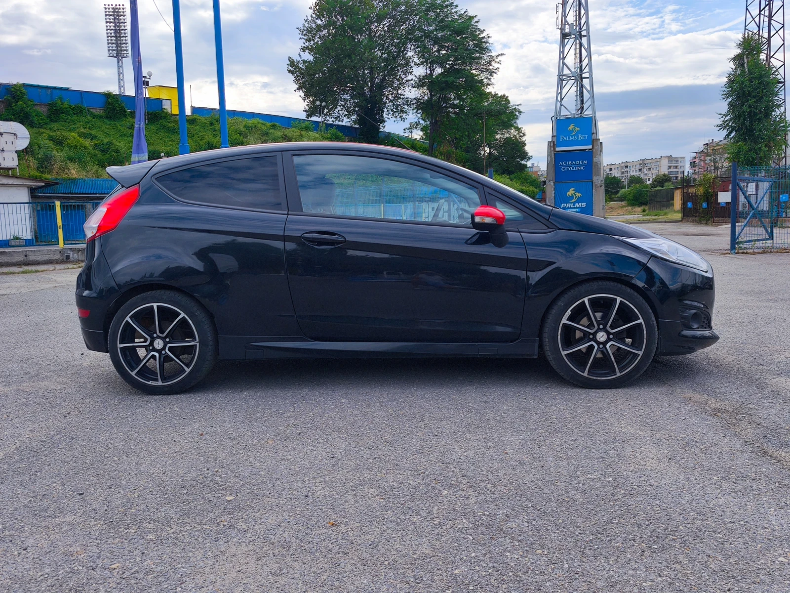 Ford Fiesta, снимка 4 - Автомобили и джипове - 55171203