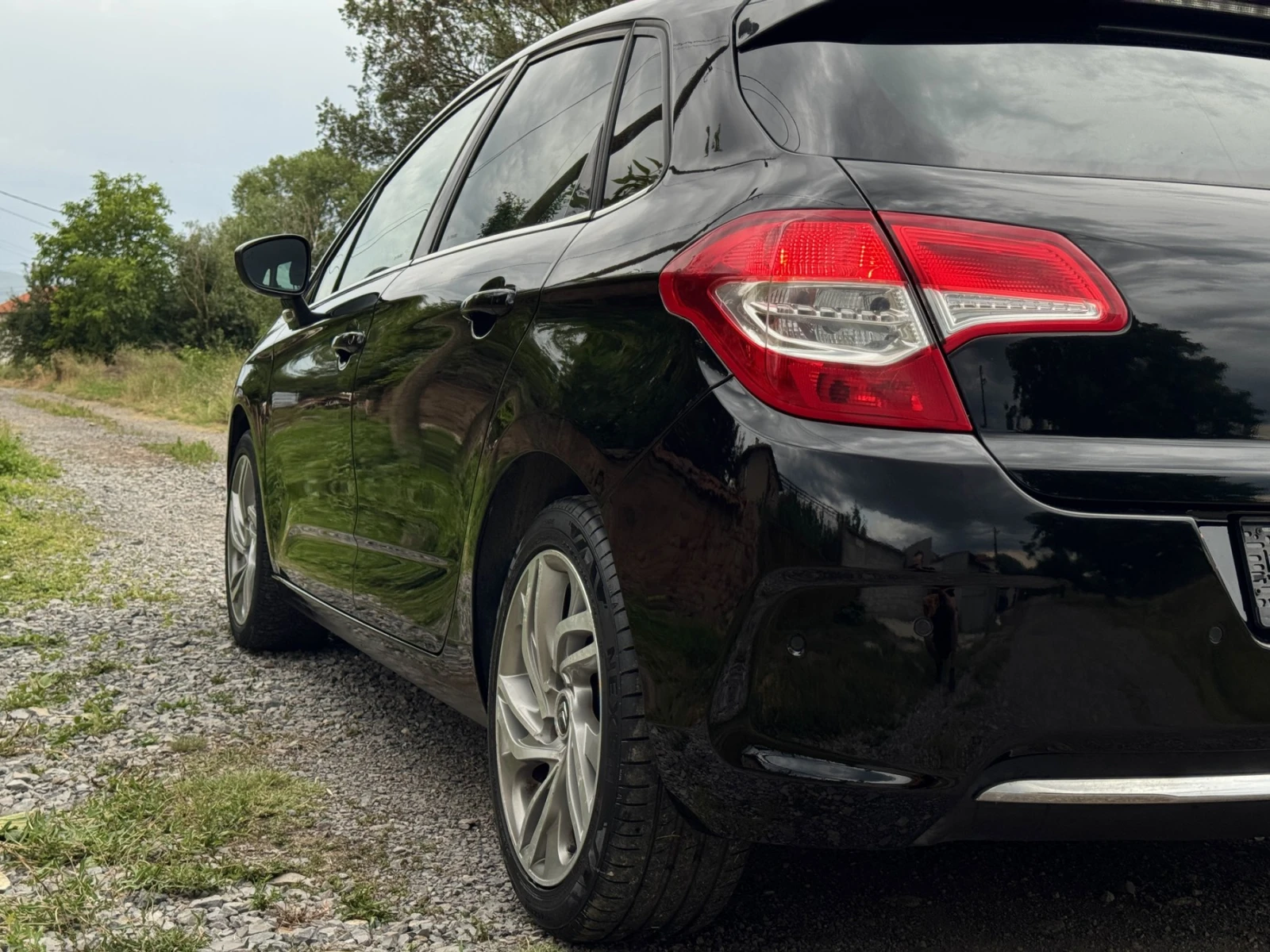 Citroen C4 1.6HDI/EXCLUSIVE/Масаж/230v/BlindSpot/ParkAssist, снимка 6 - Автомобили и джипове - 55354923