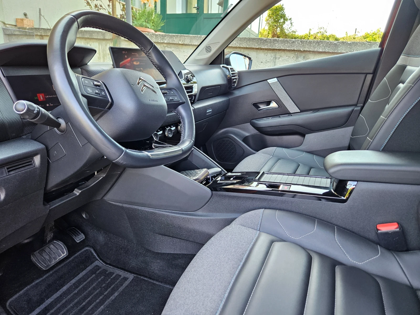 Citroen C4 131 8EAT S&S SHINE 27000km, снимка 10 - Автомобили и джипове - 55654934