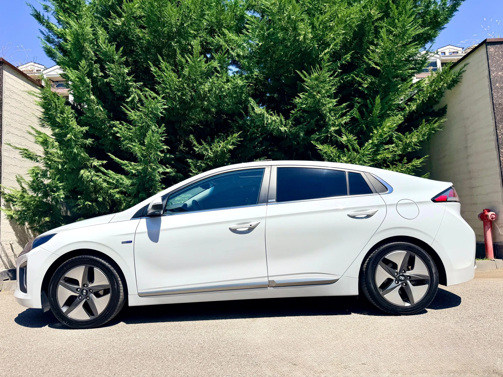 Hyundai Ioniq 1.6 HYBRID PREMIUM PODGREV OBDUHVANE LUK LED FULL, снимка 7 - Автомобили и джипове - 55742153