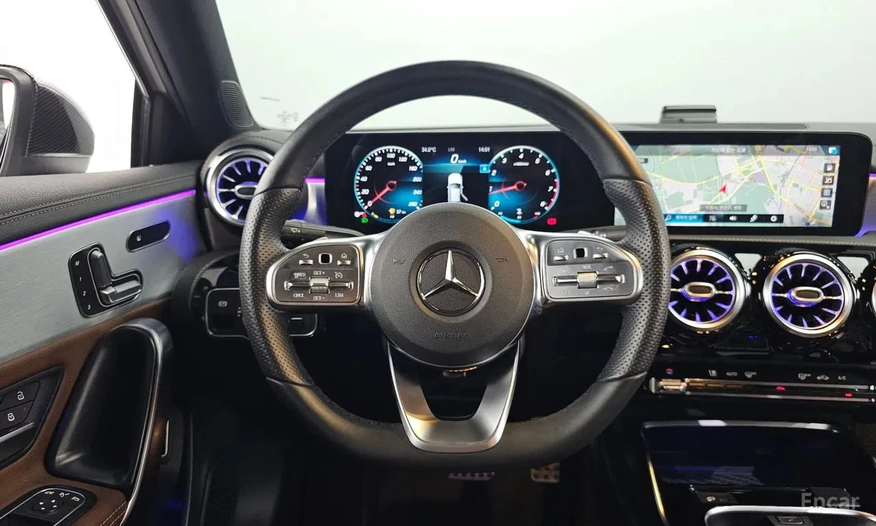 Mercedes-Benz A 35 AMG/4MATIC/АМБИЕНТНО/ПОДГРЕВ/ПАНОРАМА/, снимка 13 - Автомобили и джипове - 55904737