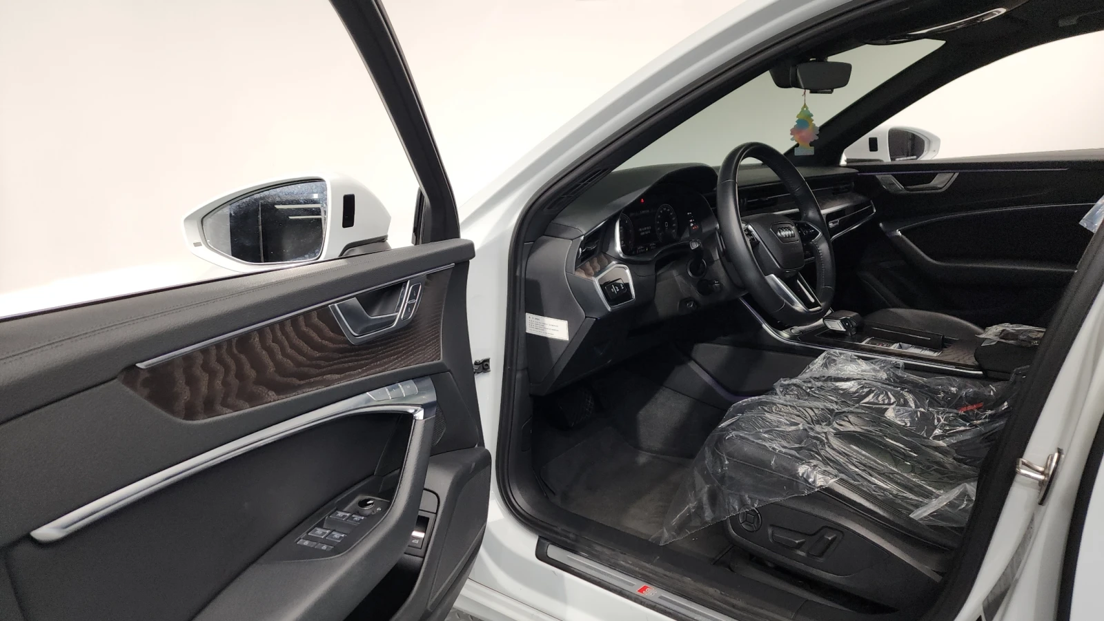Audi A6 40 TDI* HUD* ЕЛ. БАГАЖНИК* BLIND SPOT* КРАЙНА ЦЕНА, снимка 10 - Автомобили и джипове - 55984057