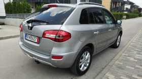     Renault Koleos 2.5i