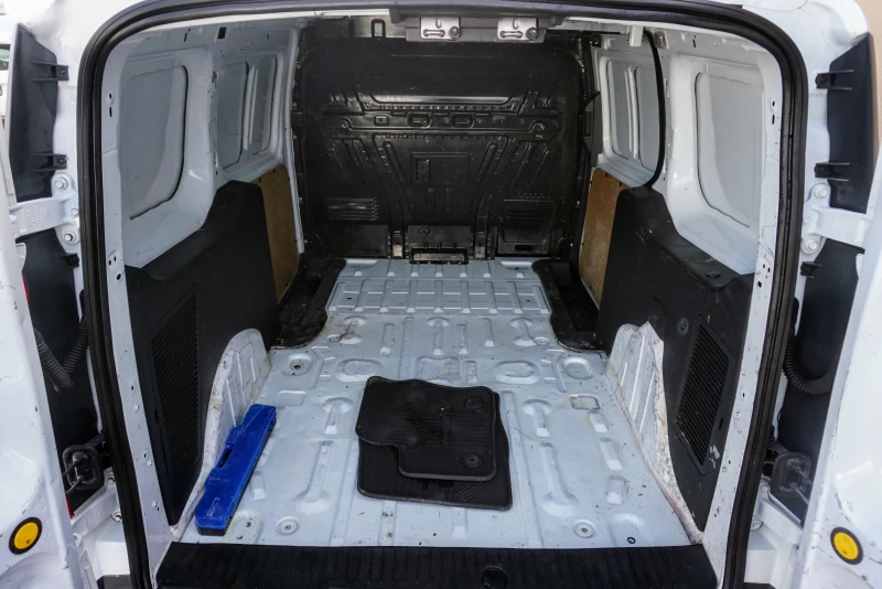 Ford Connect 1.5TDCI L2H1 TREND , снимка 14 - Автомобили и джипове - 47365626