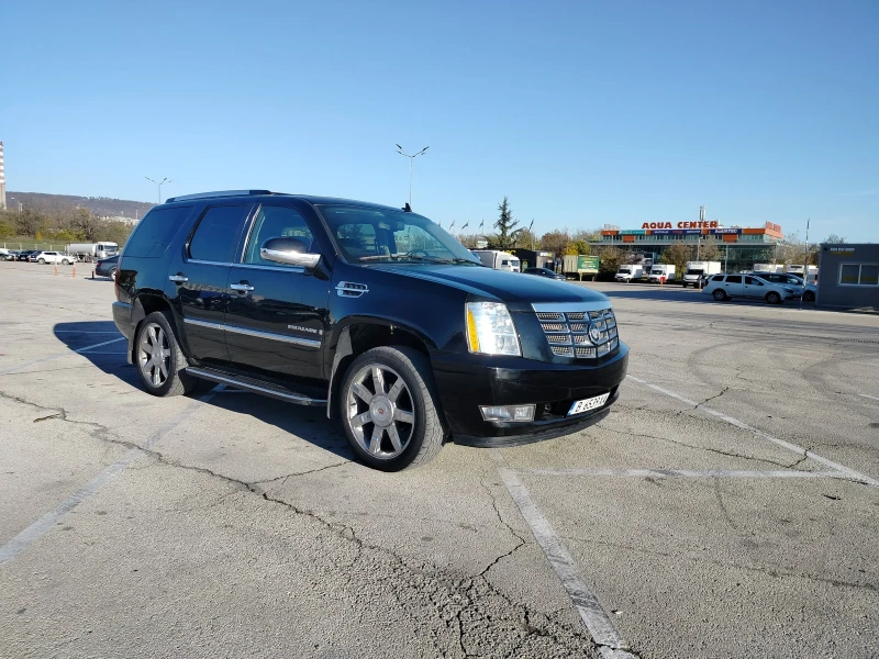 Cadillac Escalade Бартер, снимка 1 - Автомобили и джипове - 48056021