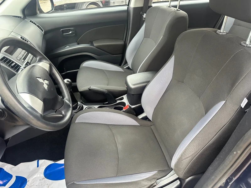 Mitsubishi Outlander 2.0i 146kc, снимка 8 - Автомобили и джипове - 49361225