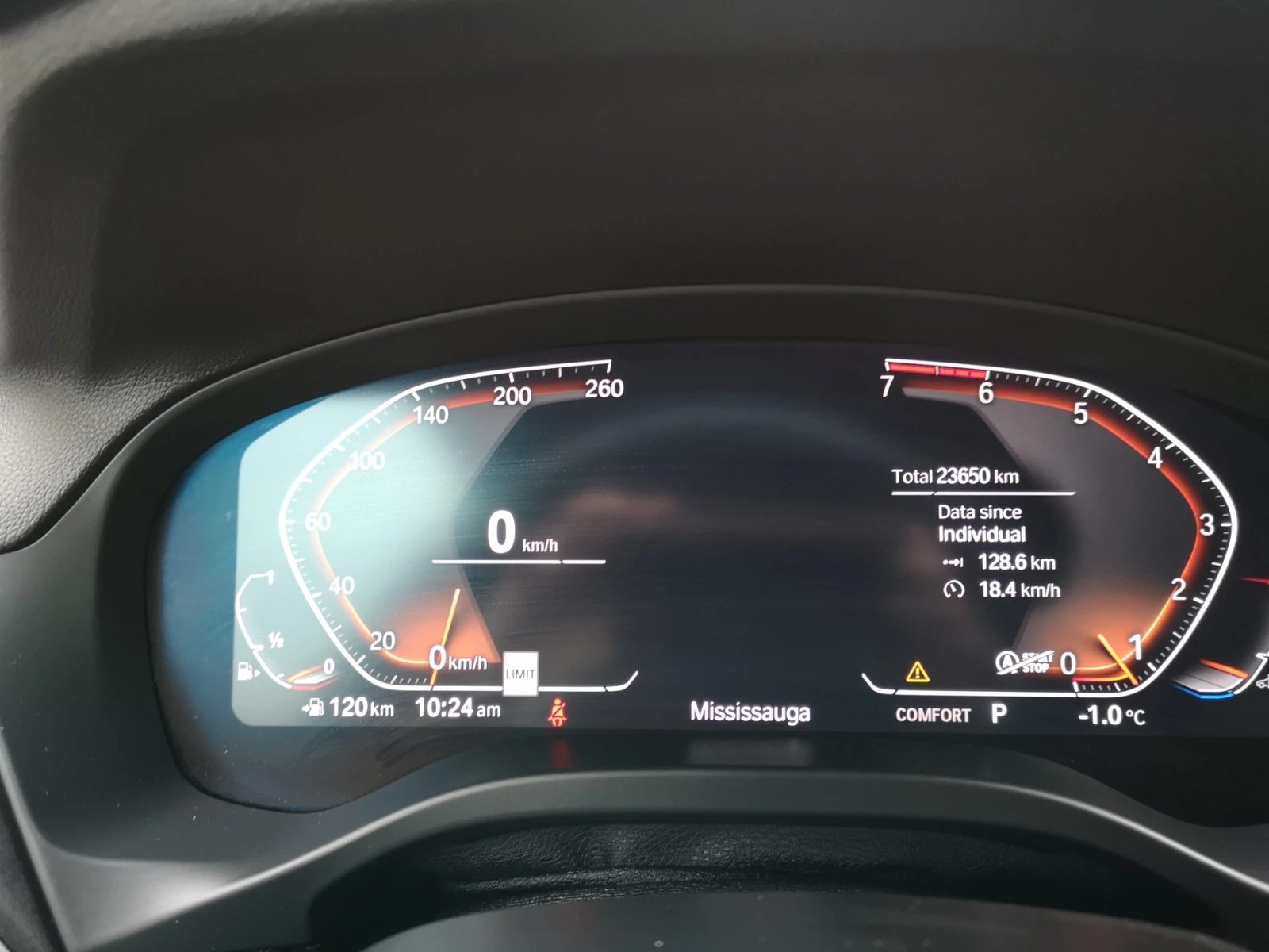 BMW X4 X drive 3.0I Pano Head Up - изображение 7